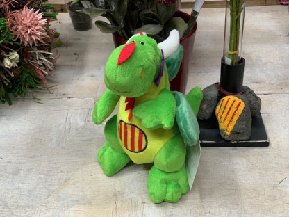 PELUCHE DRAC SANT JORDI MITJA LILA 20X15X20CM